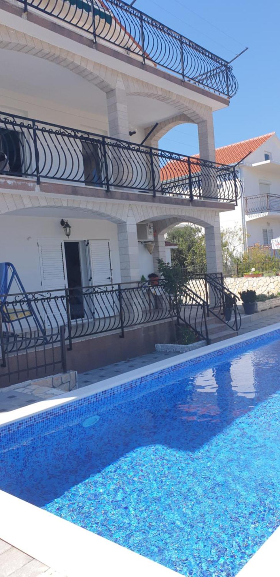 Apartments Slavica Trogir Exteriör bild